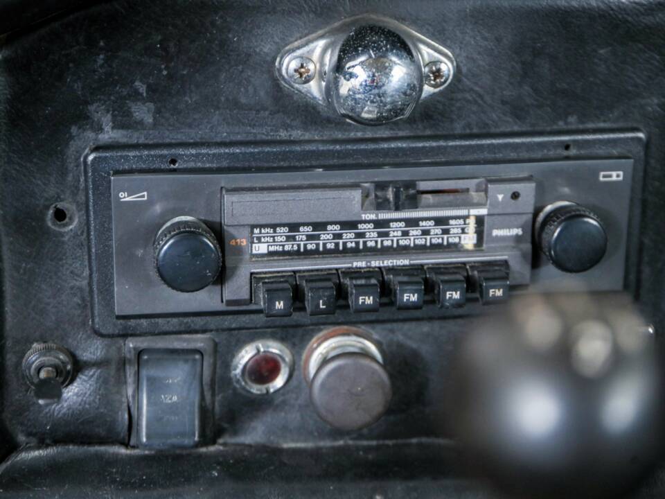 Bild 24/50 von MG MGB GT (1968)