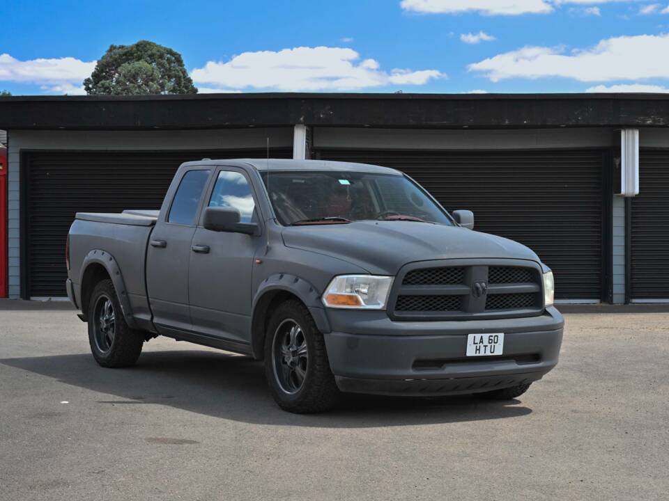 Imagen 20/50 de Dodge Ram 1500 (2011)