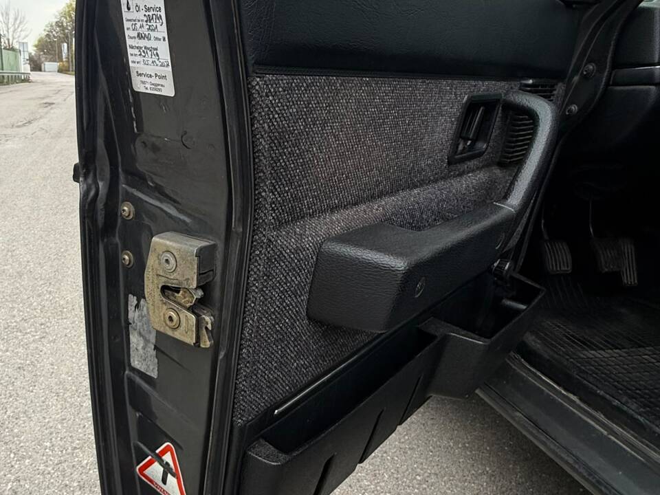 Image 19/54 of Volvo 245 GL (1990)