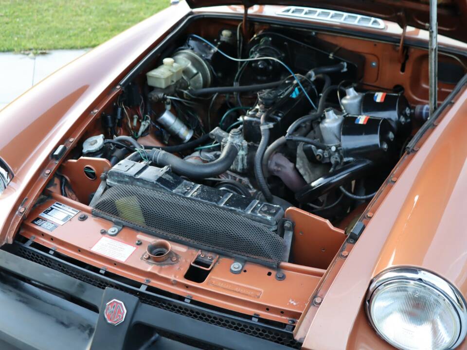 Image 21/50 of MG MGB Limited Edition (1981)