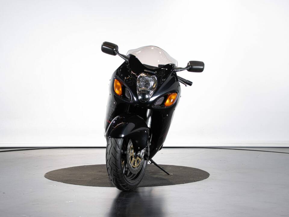 Immagine 7/50 di Suzuki GSX Hayabusa 1300 (1999)