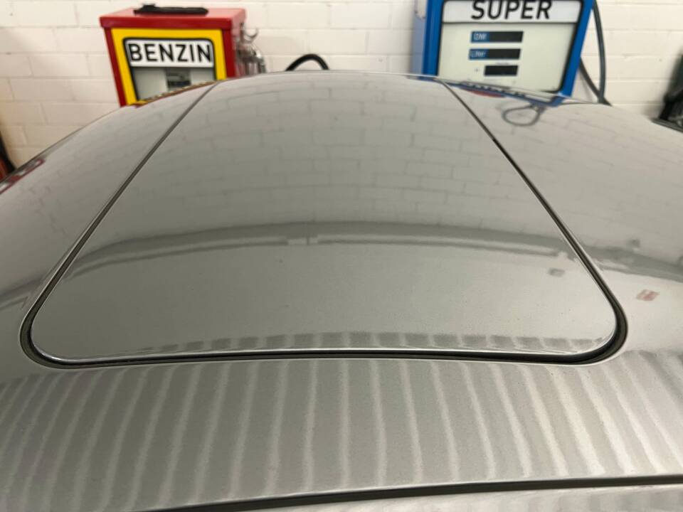 Image 12/17 of Porsche 911 Carrera (2005)