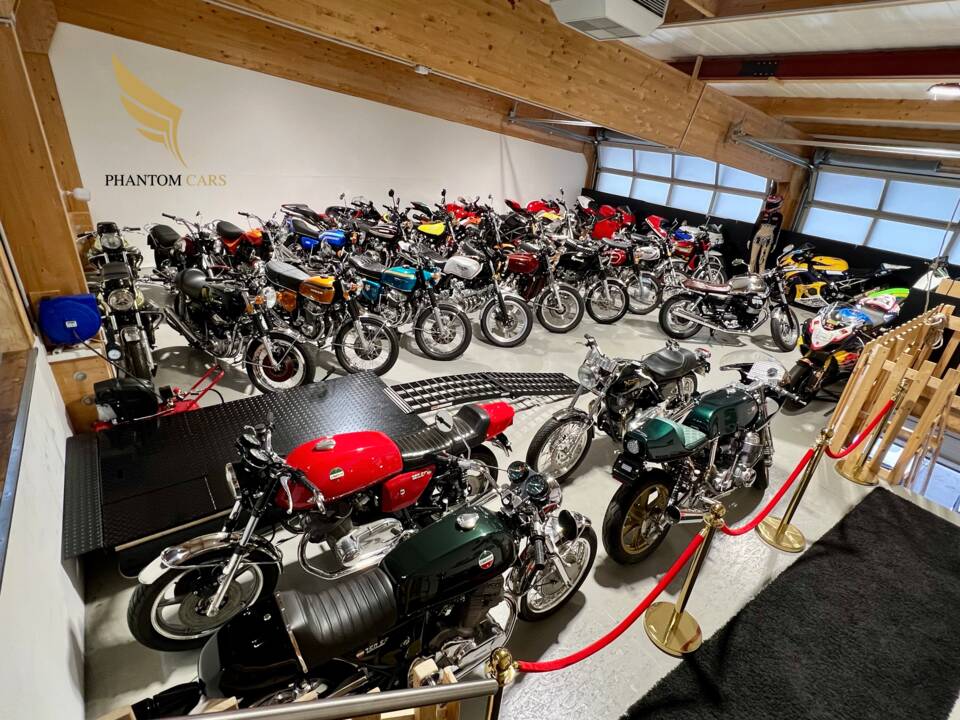 Image 16/16 of Laverda 750 SF 3 (1976)