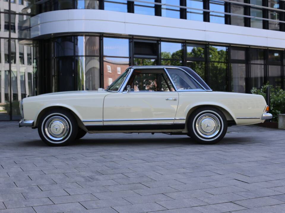 Imagen 9/50 de Mercedes-Benz 230 SL (1965)