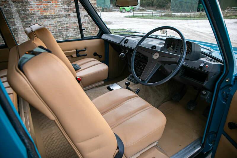 Image 2/50 of Land Rover Range Rover Classic 3.5 (1972)