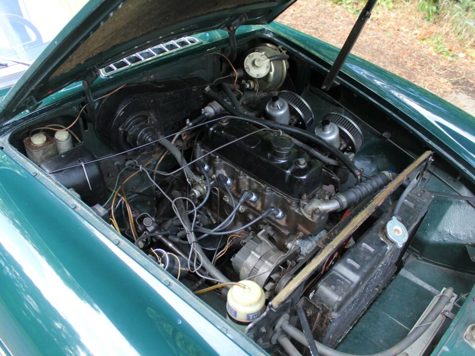 Bild 14/16 von MG MGB (1972)
