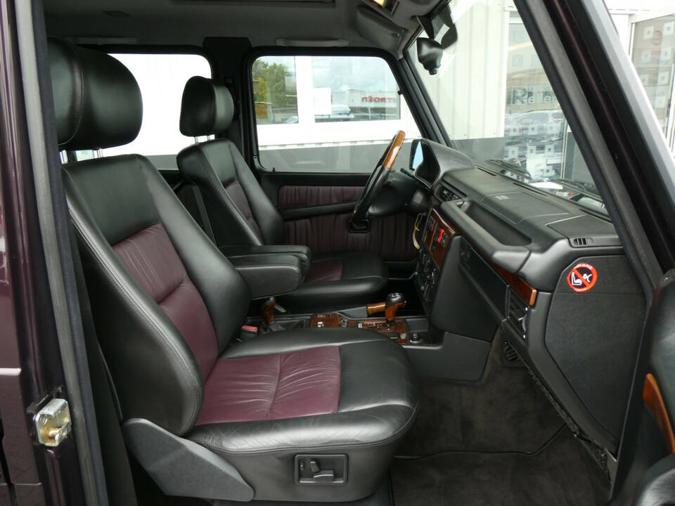Image 13/29 de Mercedes-Benz G 500 (LWB) (1999)