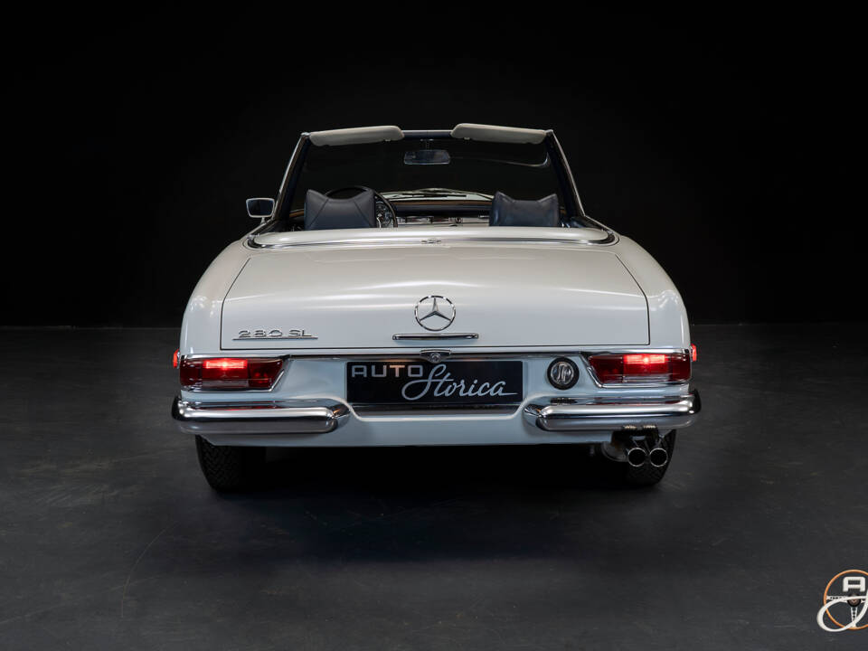 Image 4/23 of Mercedes-Benz 280 SL (1968)