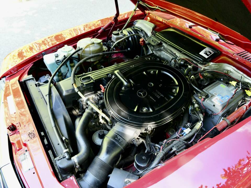Image 23/50 of Mercedes-Benz 300 SL (1988)