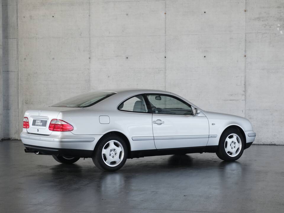 Bild 11/50 von Mercedes-Benz CLK 230 Kompressor (1999)