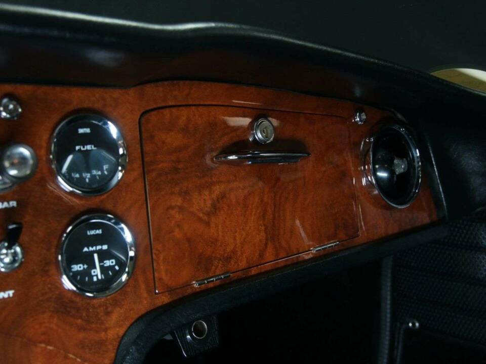 Bild 24/50 von Lotus Elan (1969)