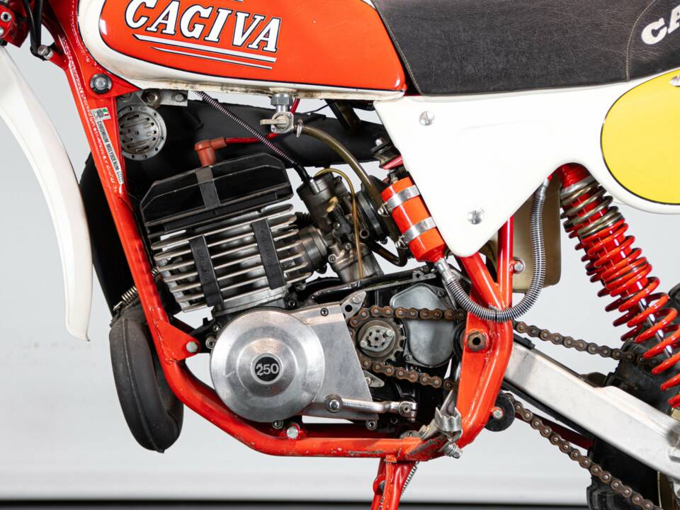 Bild 23/50 von Cagiva RX 250 (1980)