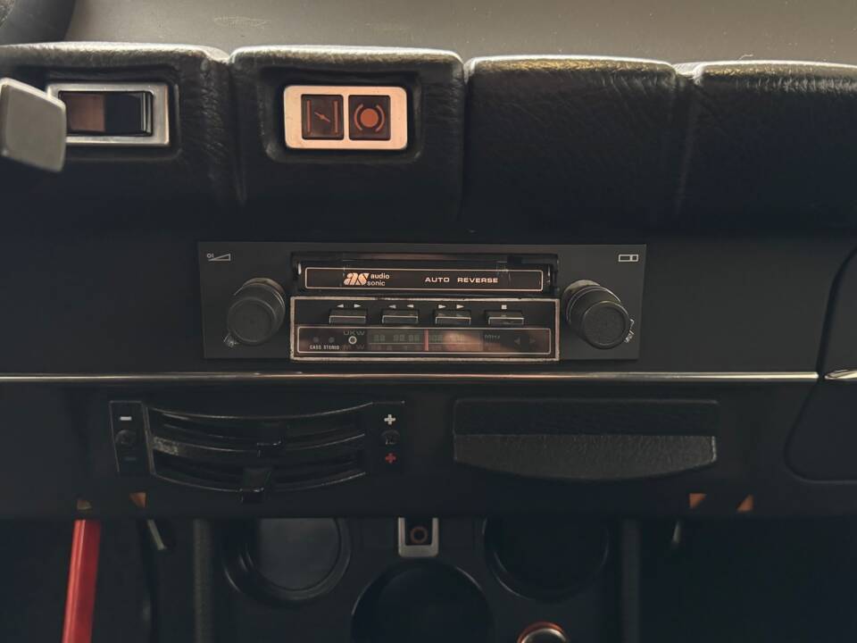 Image 33/85 de Volvo 66 (1980)