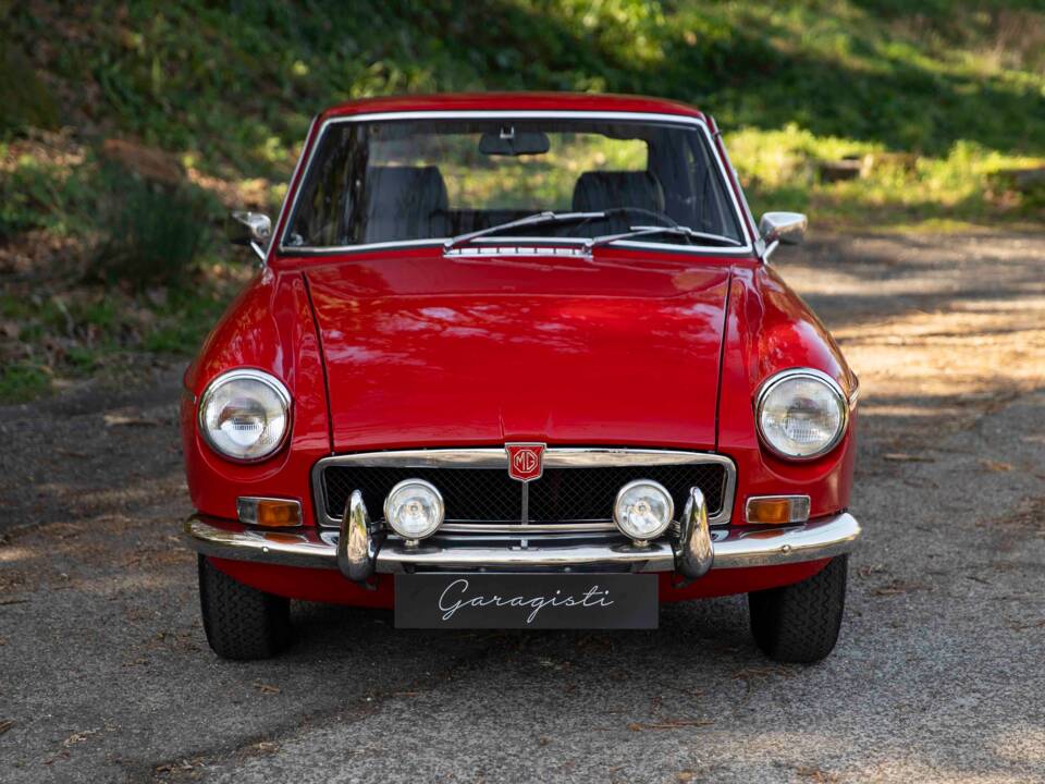 Bild 15/77 von MG MGB GT (1972)