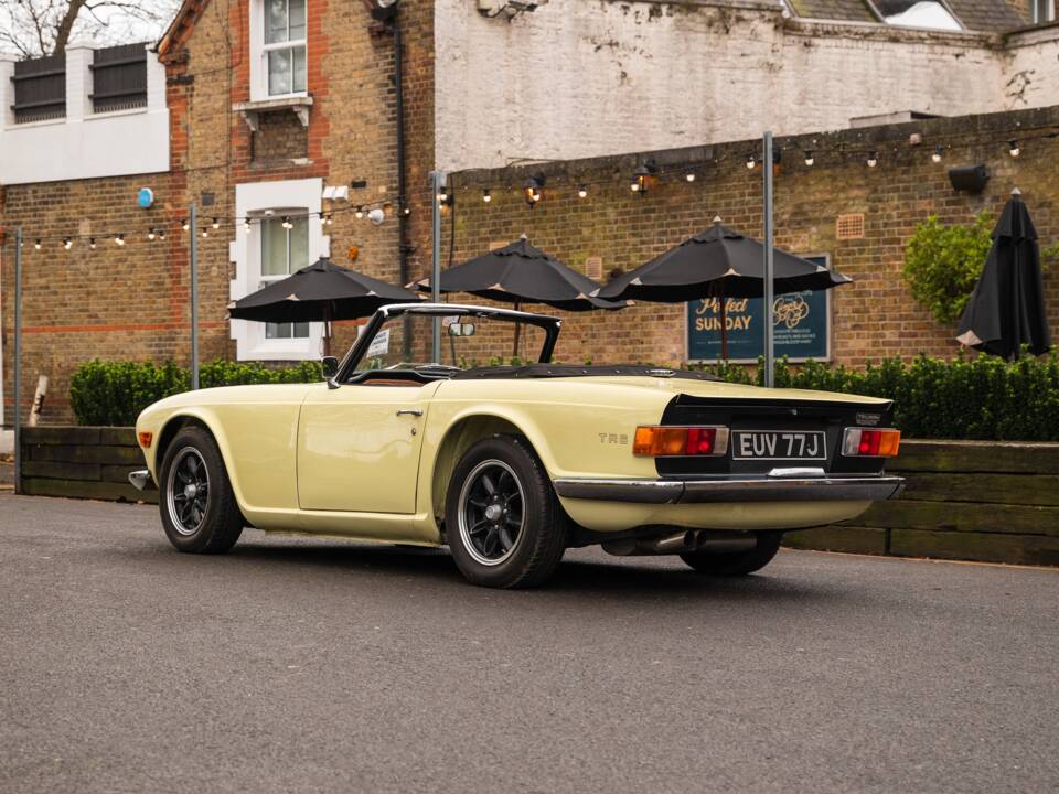 Image 35/47 de Triumph TR 6 (1971)