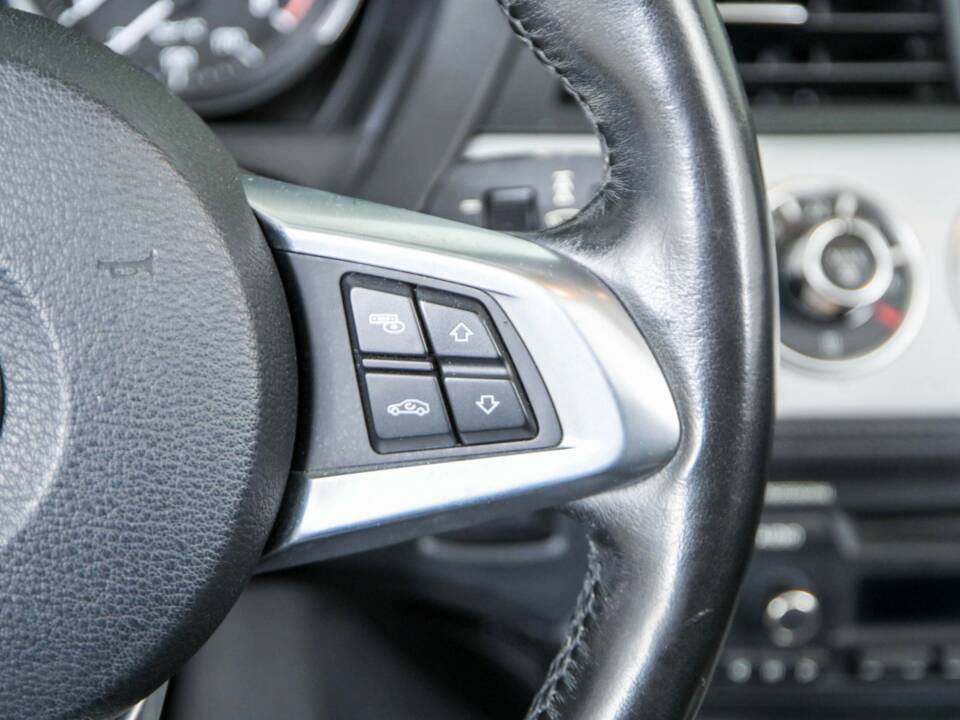 Image 25/50 of BMW Z4 sDrive23i (2010)