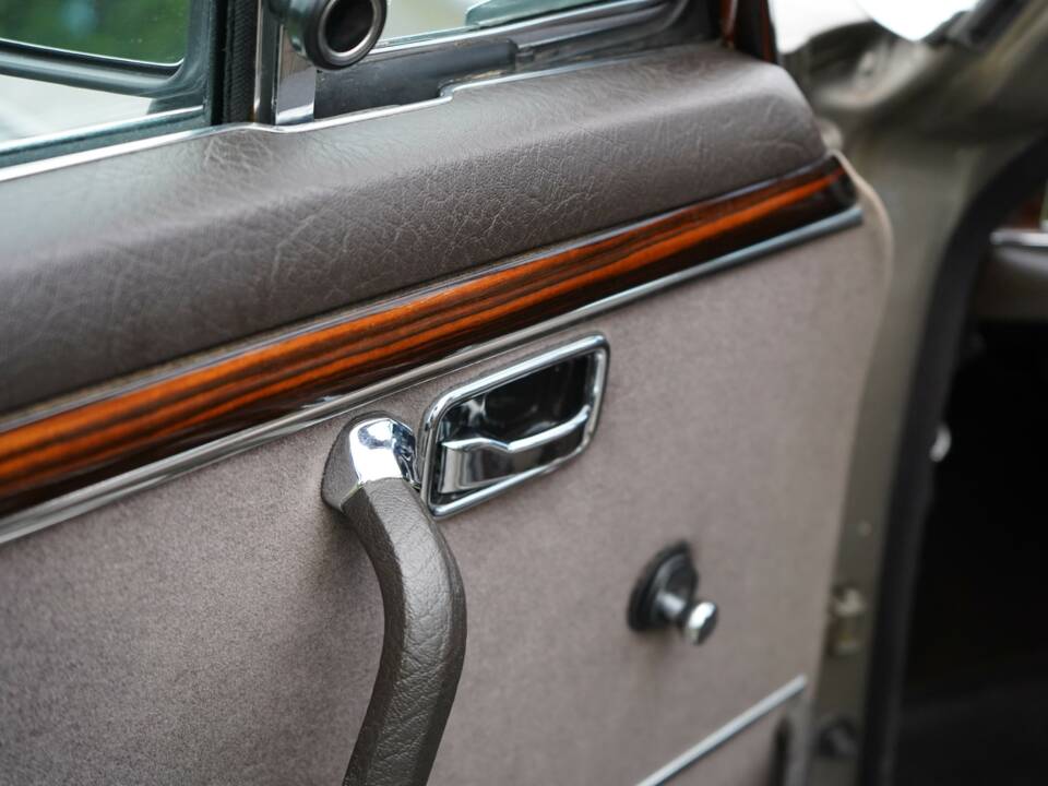 Afbeelding 20/89 van Mercedes-Benz 300 SEL 6.3 (1972)