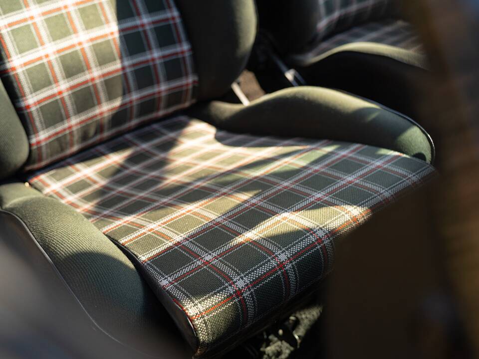 Bild 33/54 von Volkswagen Golf Mk I GTI 1.6 (1980)