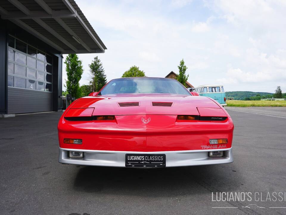 Bild 17/66 von Pontiac Firebird TransAm (1989)