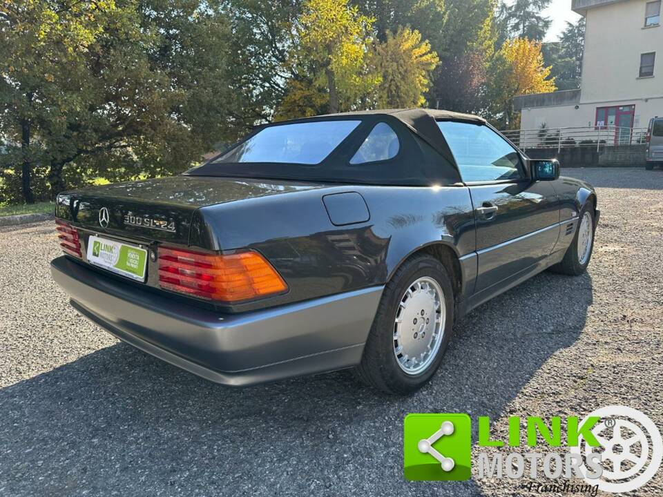 Afbeelding 8/10 van Mercedes-Benz 300 SL-24 (1990)