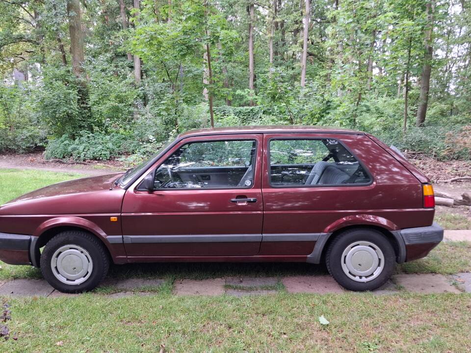 Image 8/9 of Volkswagen Golf Mk II 1.6 (1991)