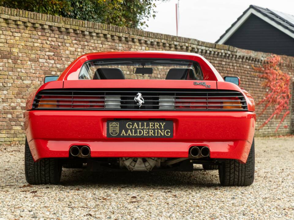 Immagine 6/50 di Ferrari 348 TS (1991)