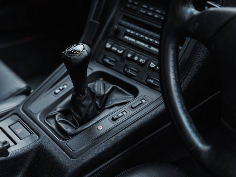 Bild 40/50 von BMW 850CSi (1994)