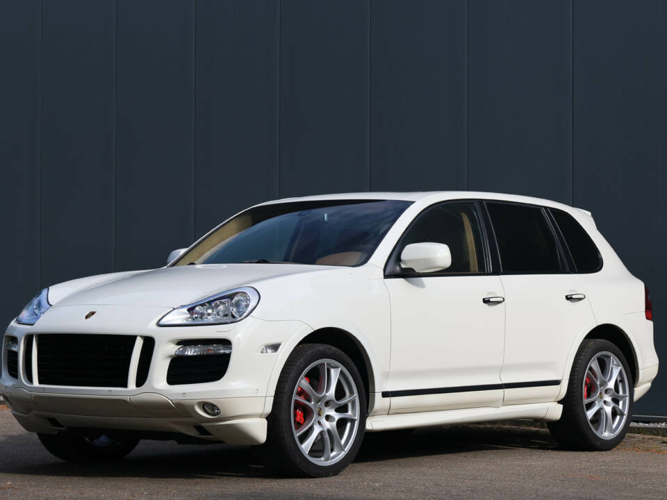 Bild 24/49 von Porsche Cayenne GTS (2009)