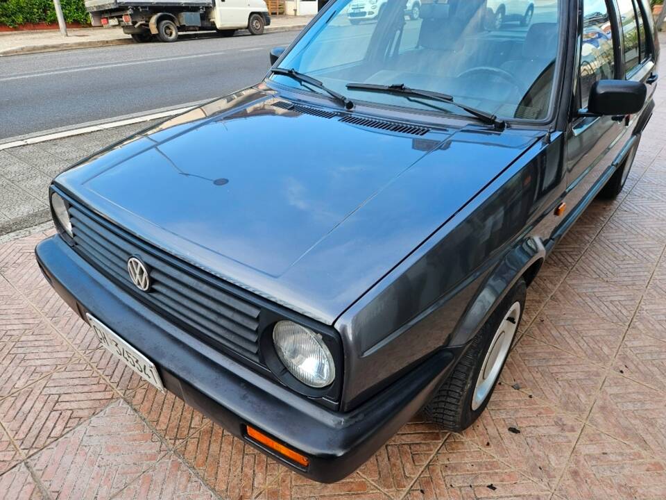 Bild 4/91 von Volkswagen Golf II 1.6 (1990)