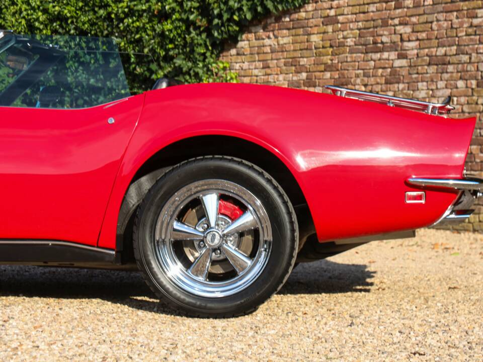 Image 32/50 of Chevrolet Corvette Stingray (1969)