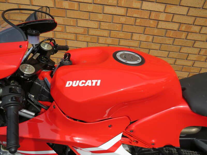 Bild 19/50 von Ducati Desmosedici RR (2008)