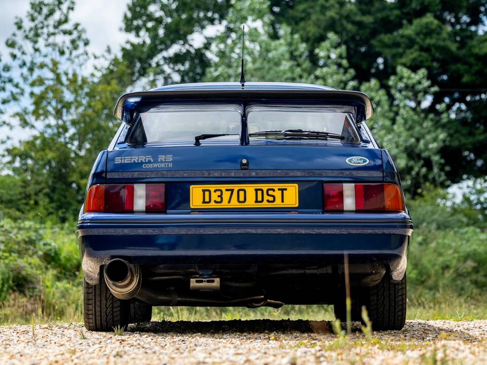 Immagine 7/26 di Ford Sierra Cosworth (1986)