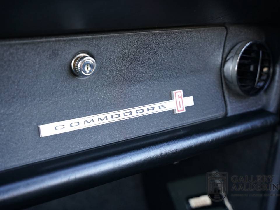 Image 23/50 of Opel Commodore 2,5 S (1967)