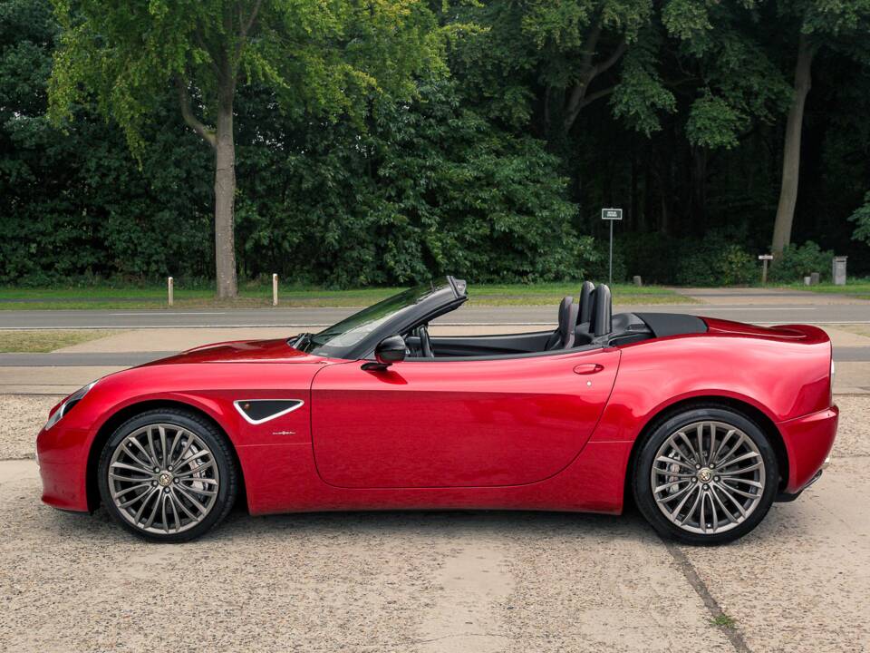Afbeelding 6/26 van Alfa Romeo 8C Spider (2010)