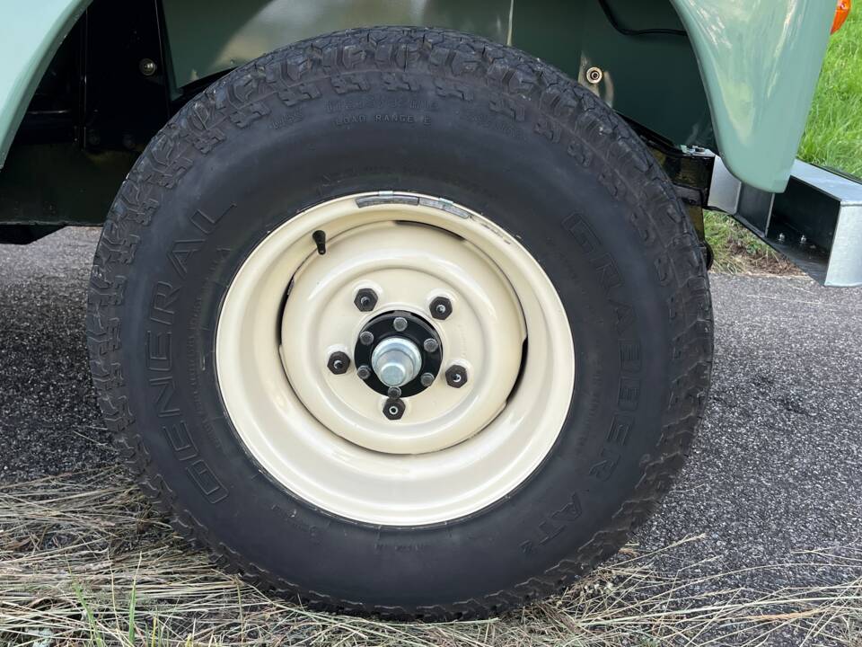Imagen 71/99 de Land Rover 109 (1970)