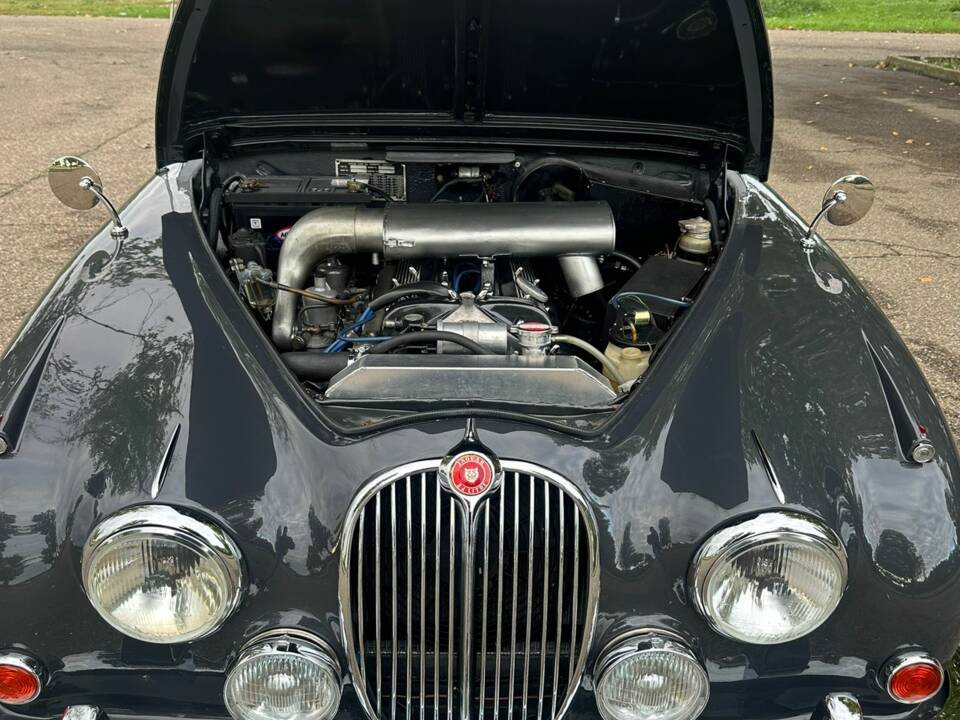Immagine 12/14 di Jaguar 340 (1968)