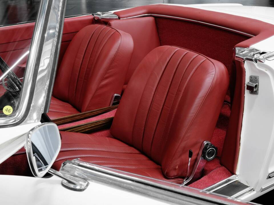 Immagine 22/40 di Mercedes-Benz 230 SL (1966)