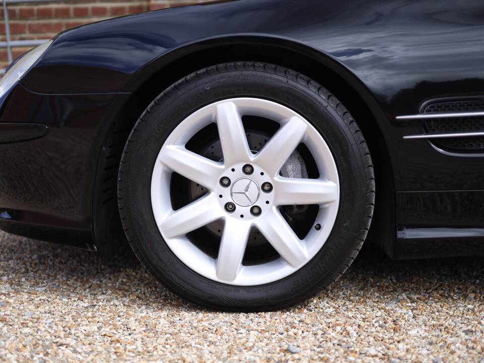 Image 36/50 de Mercedes-Benz SL 350 (2004)