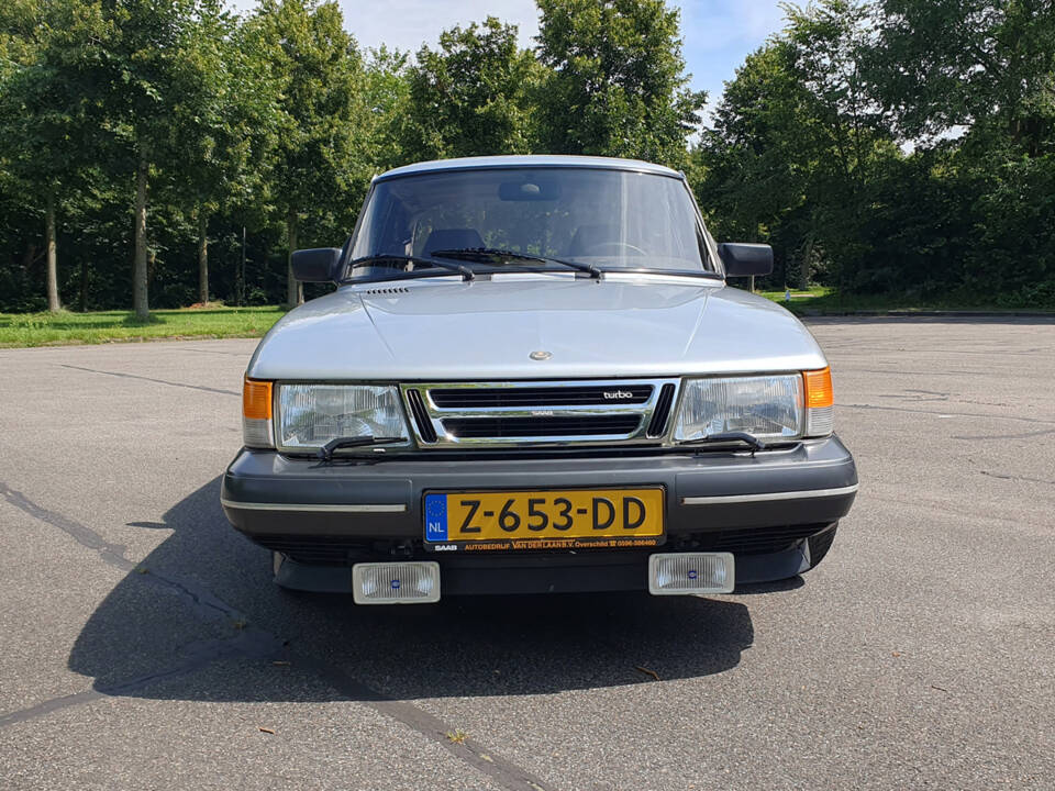 Image 2/8 of Saab 900 Turbo (1987)