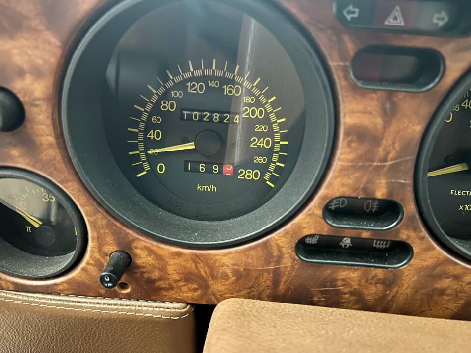 Bild 11/18 von Lancia Thema 8.32 (1988)