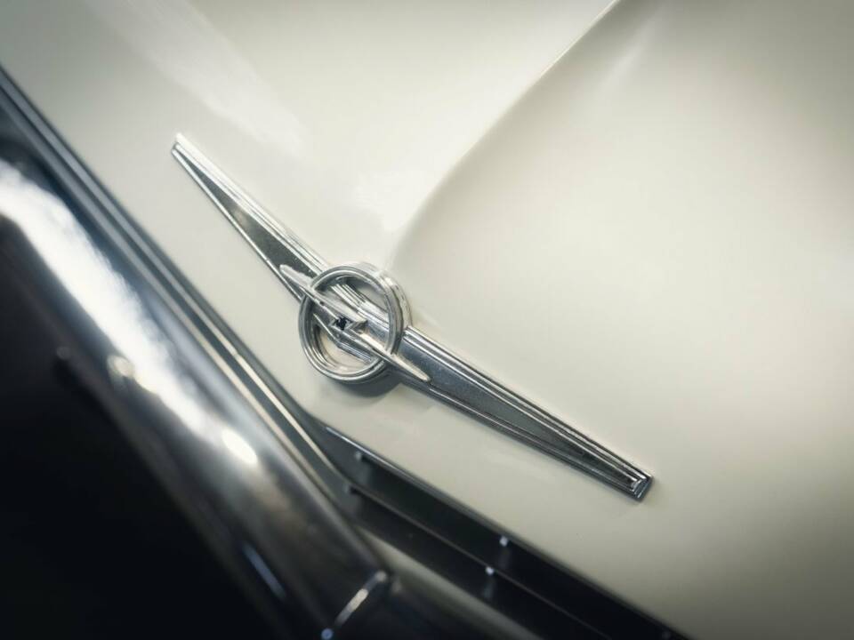 Image 3/15 of Opel Admiral  2,6 (1965)