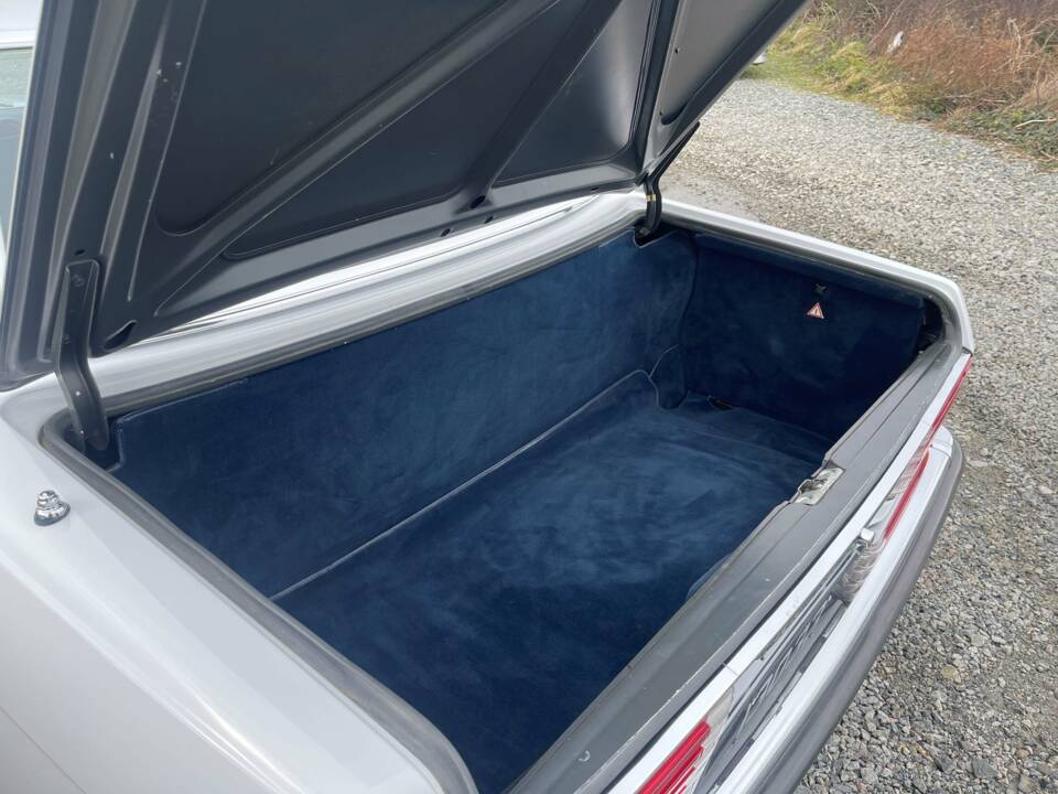 Image 10/12 of Mercedes-Benz 420 SL (1987)