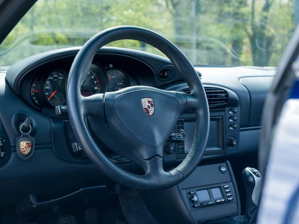 Image 31/46 of Porsche 911 Turbo (2001)