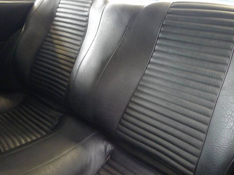 Bild 35/36 von Alfa Romeo 2000 GT Veloce (1975)