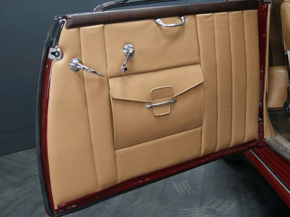 Bild 29/50 von Mercedes-Benz 220 Cabriolet A (1952)