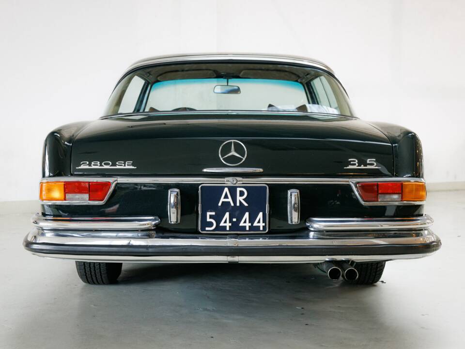 Image 6/32 of Mercedes-Benz 280 SE 3,5 (1971)