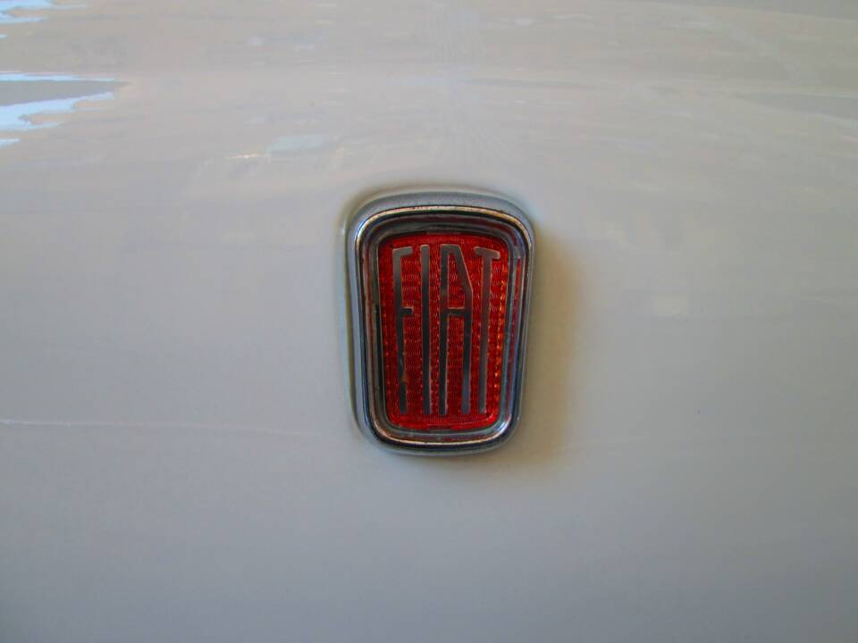 Immagine 15/60 di FIAT 500 L (1972)