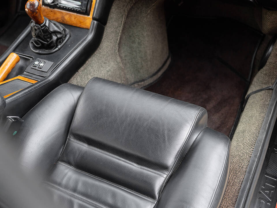 Bild 41/56 von Maserati Spyder (1991)