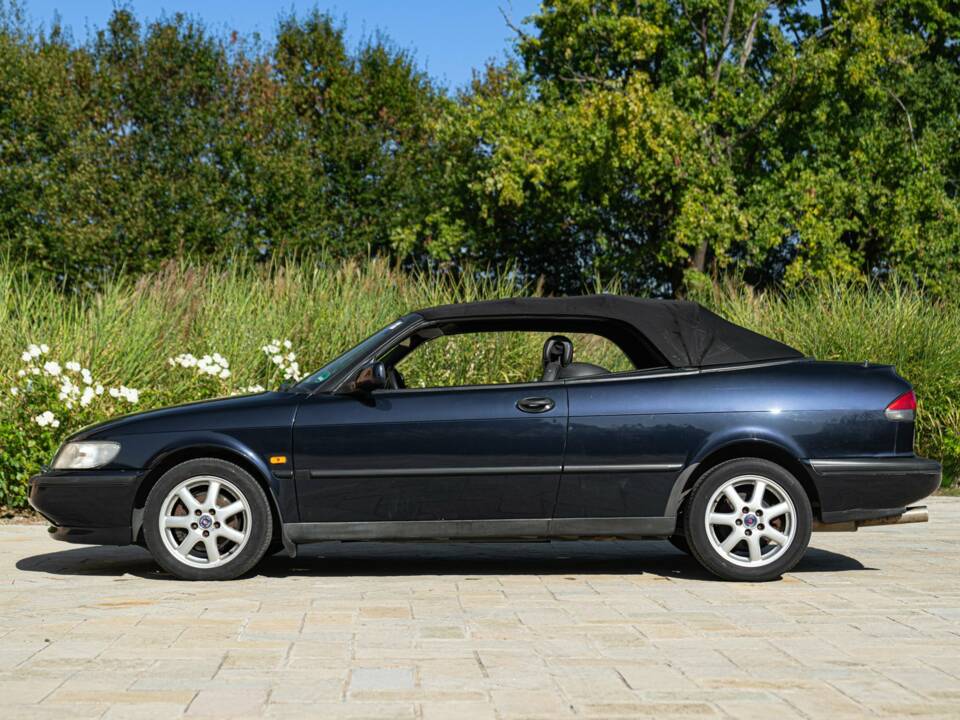Bild 6/50 von Saab 900 2.0i (1997)