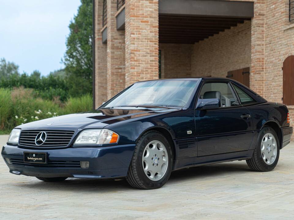 Bild 1/50 von Mercedes-Benz SL 320 (1995)